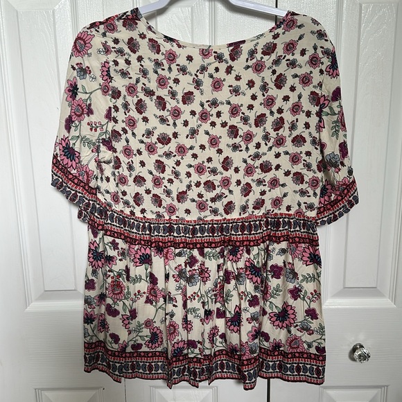 Raga Boho Floral Peasant Top - Picture 4 of 4